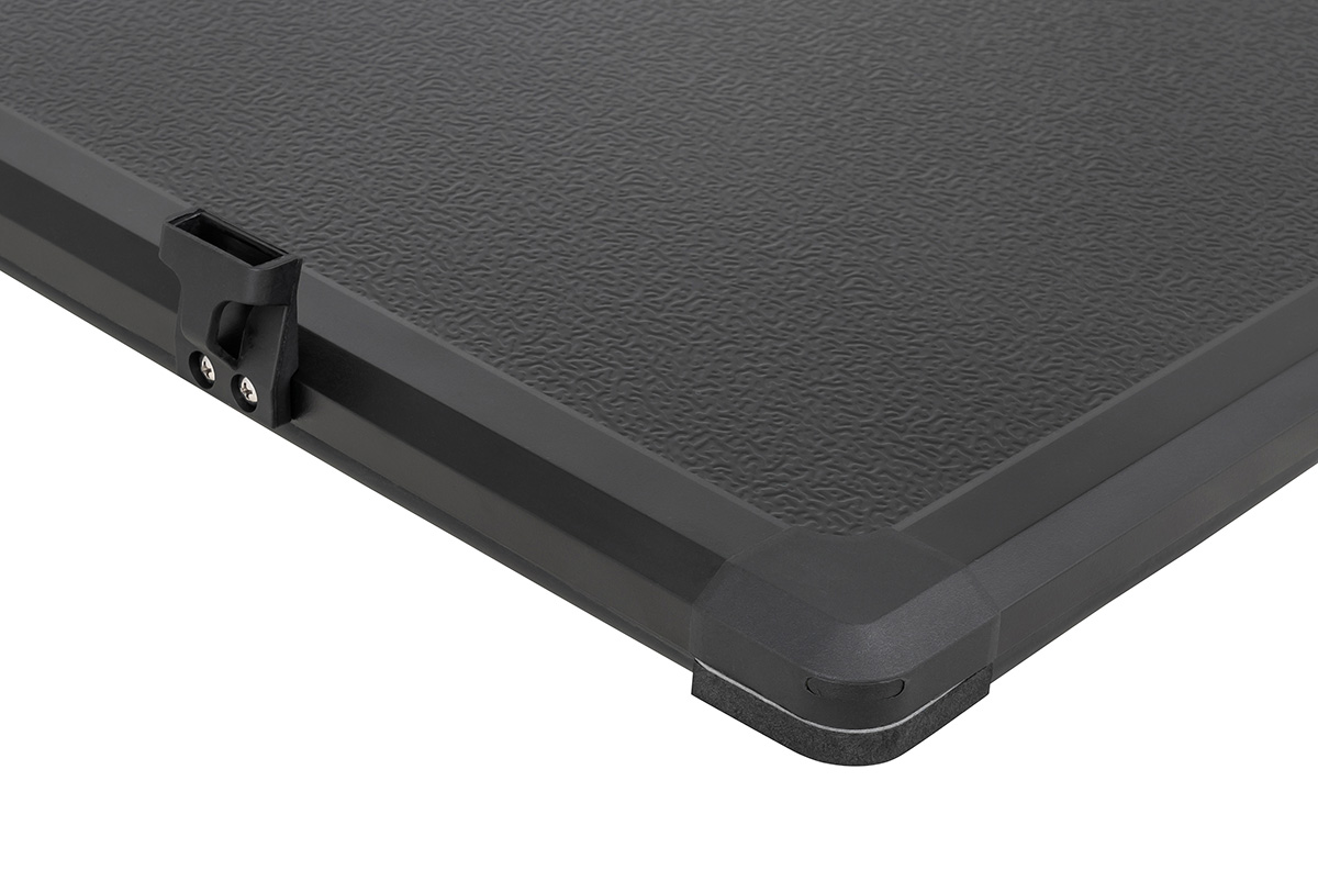 Крышка кузова РИФ для Dodge Ram 2019, трёхсекционная 2000х1813/1740 мм, алюминиевая, черная (6,5 ft)