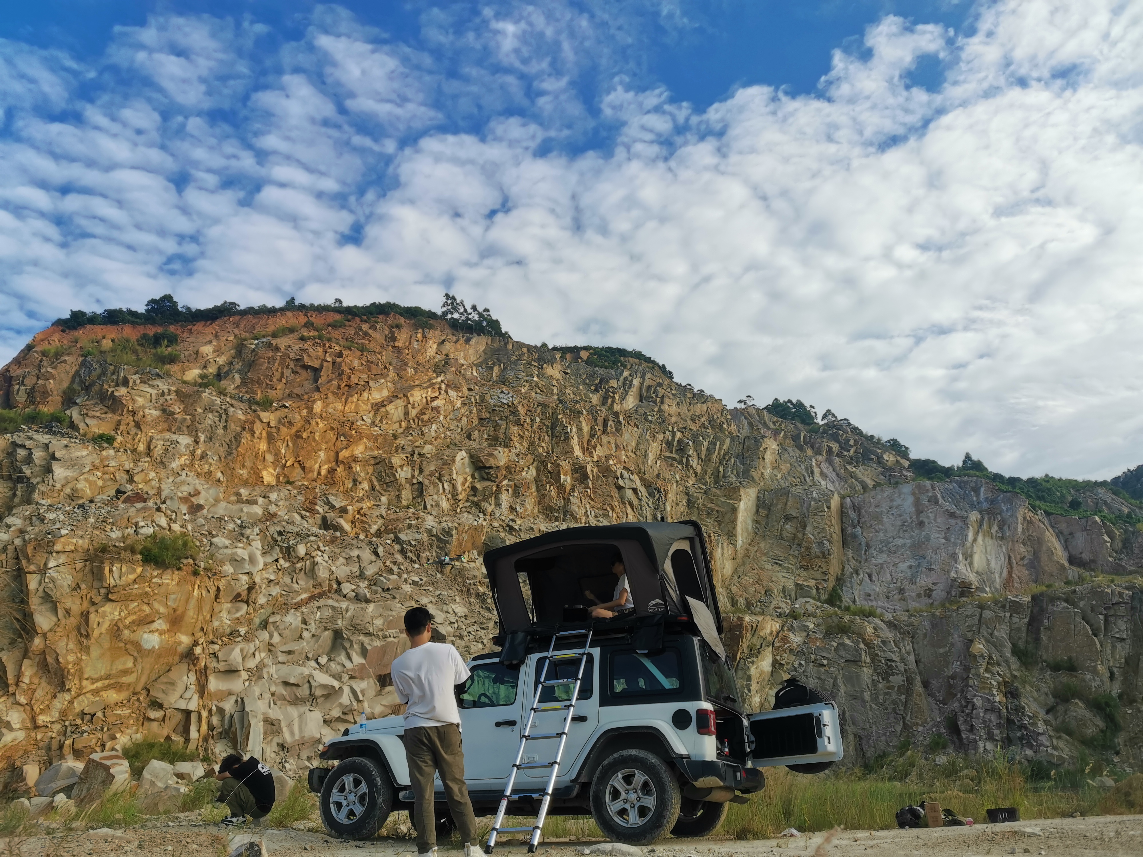 Палатка на крышу автомобиля Wild Land Desert Cruiser 140 Pro ECO