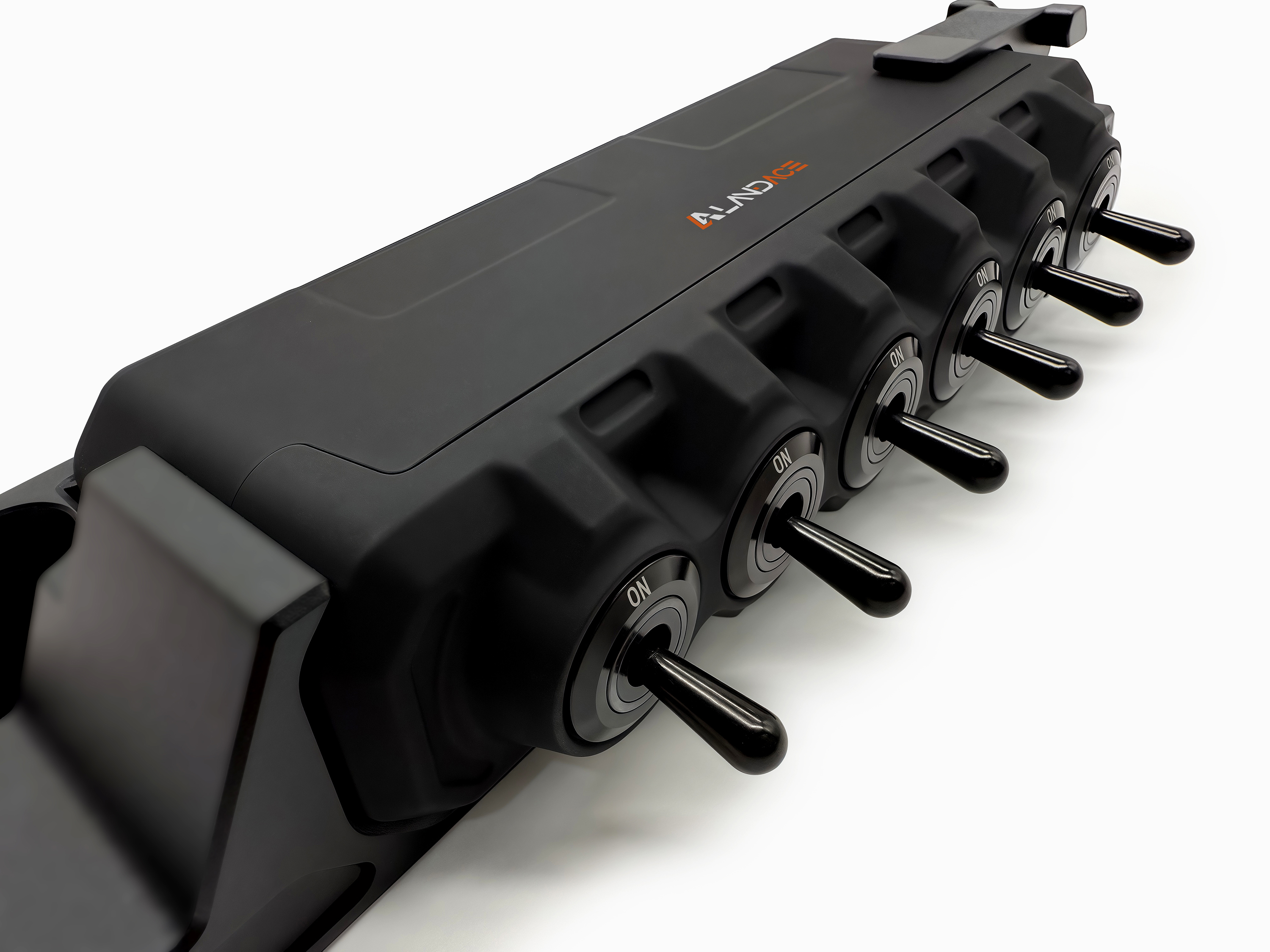 Цифровой контроллер аксессуаров LANDACE c кронштейном крепления телефона и рации TANK300