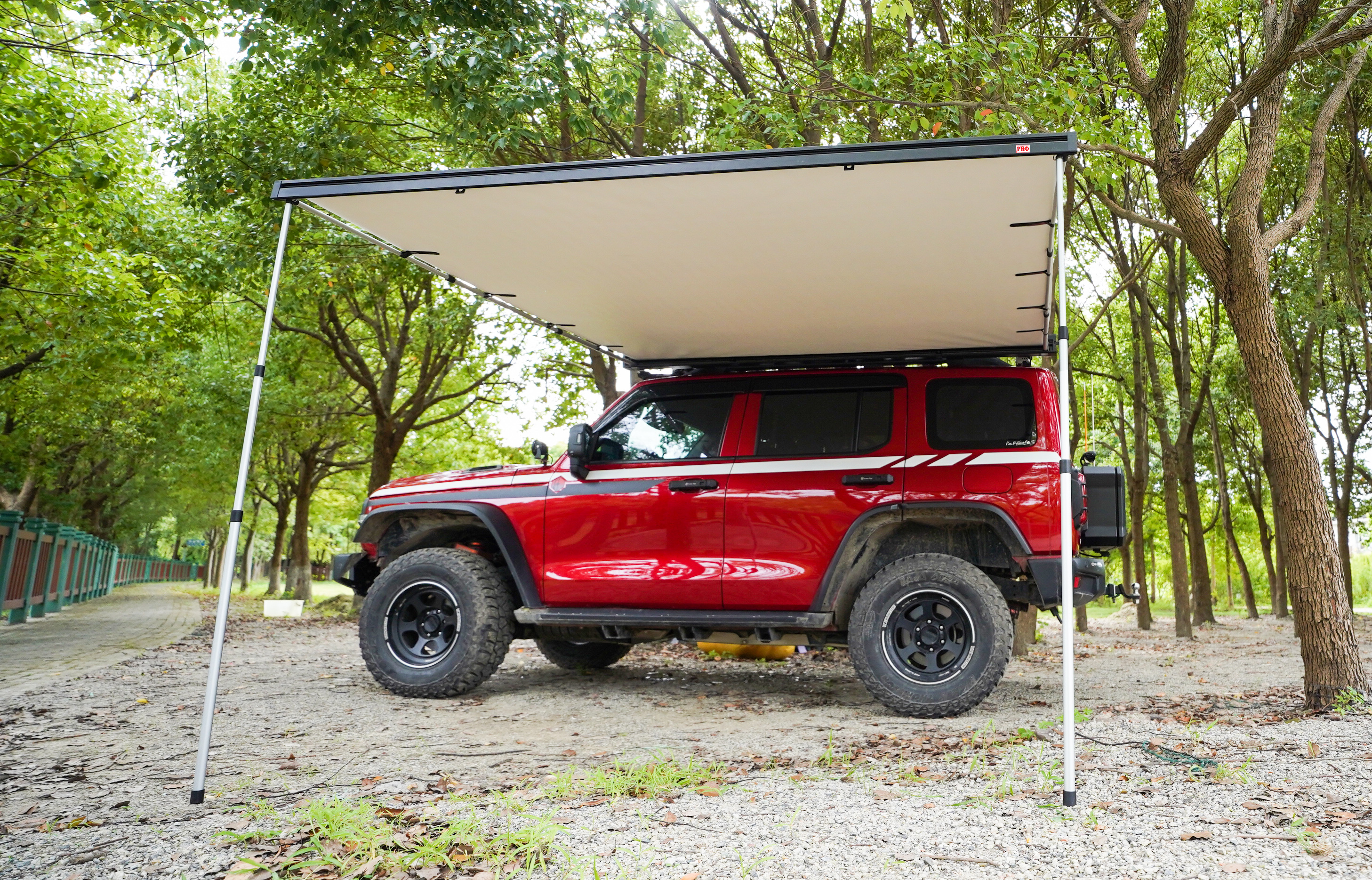 Маркиза автомобильная РИФ 2,13х2,5 м полуавтомат (винил) темно-серая