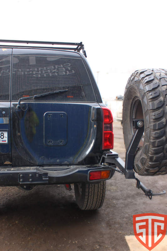 Калитка в штатный бампер Nisan Patrol Y61 (c 2004 г.в) (с квадратом по фаркоп)