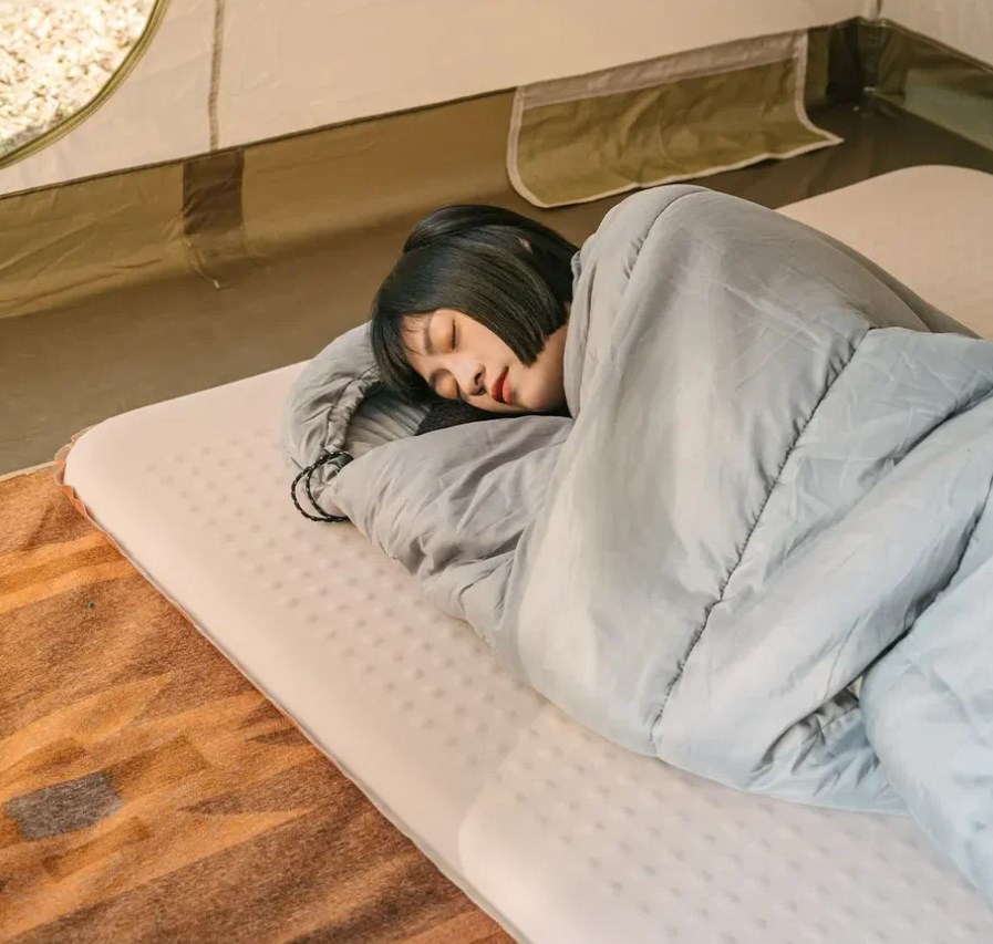 Коврик самонадувающийся Naturehike 2000х650х60 мм, бежевый