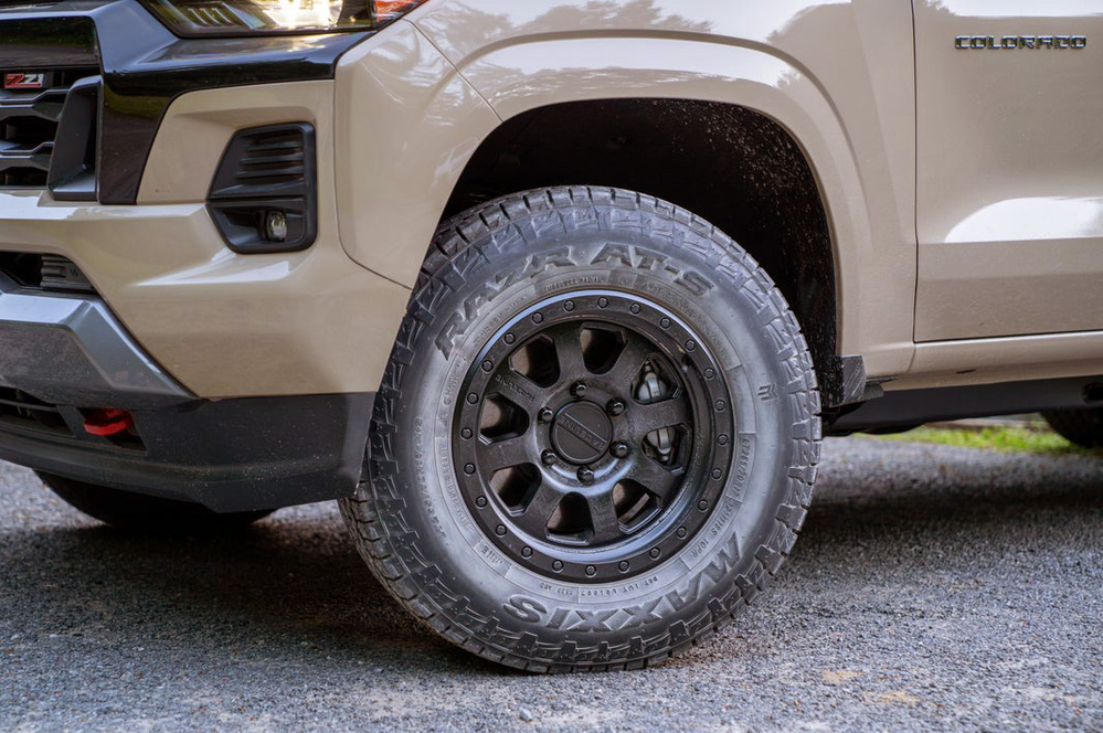 Шина Maxxis RAZR AT-S 225/65R17 102T