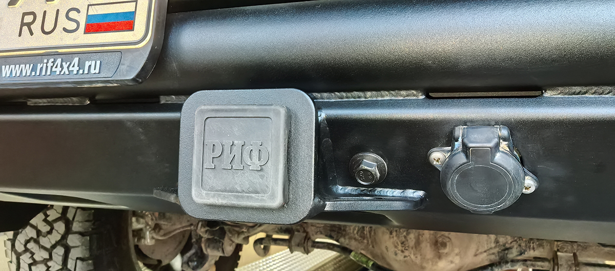 Бампер РИФ задний силовой/защита штатного бампера TANK 400 c квадратом под фаркоп