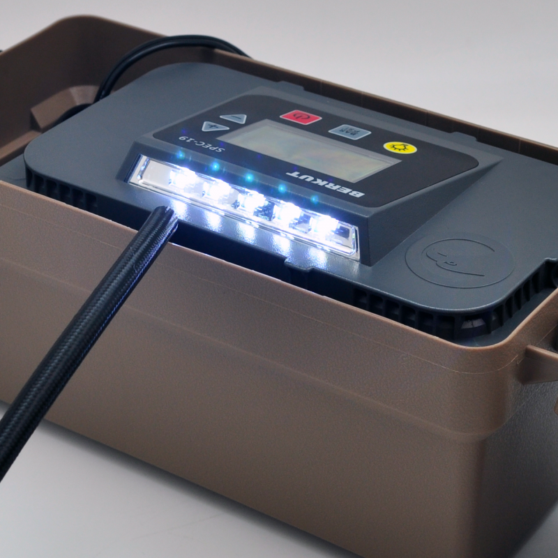 Автомобильный компрессор BERKUT SPEC-19