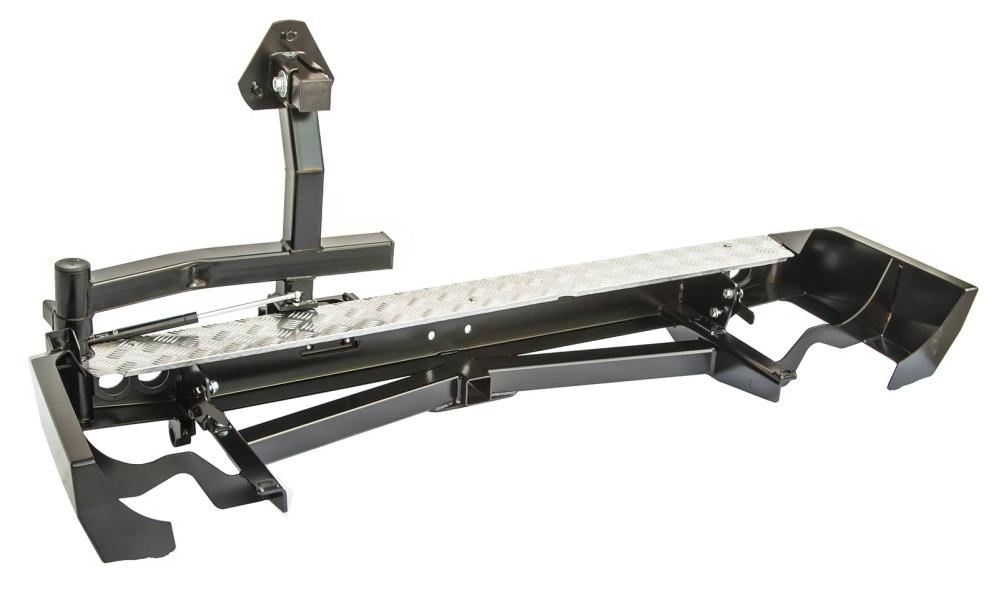 Бампер РИФ задний Toyota Land Cruiser 80 с квадратом под фаркоп, калиткой и фонарями