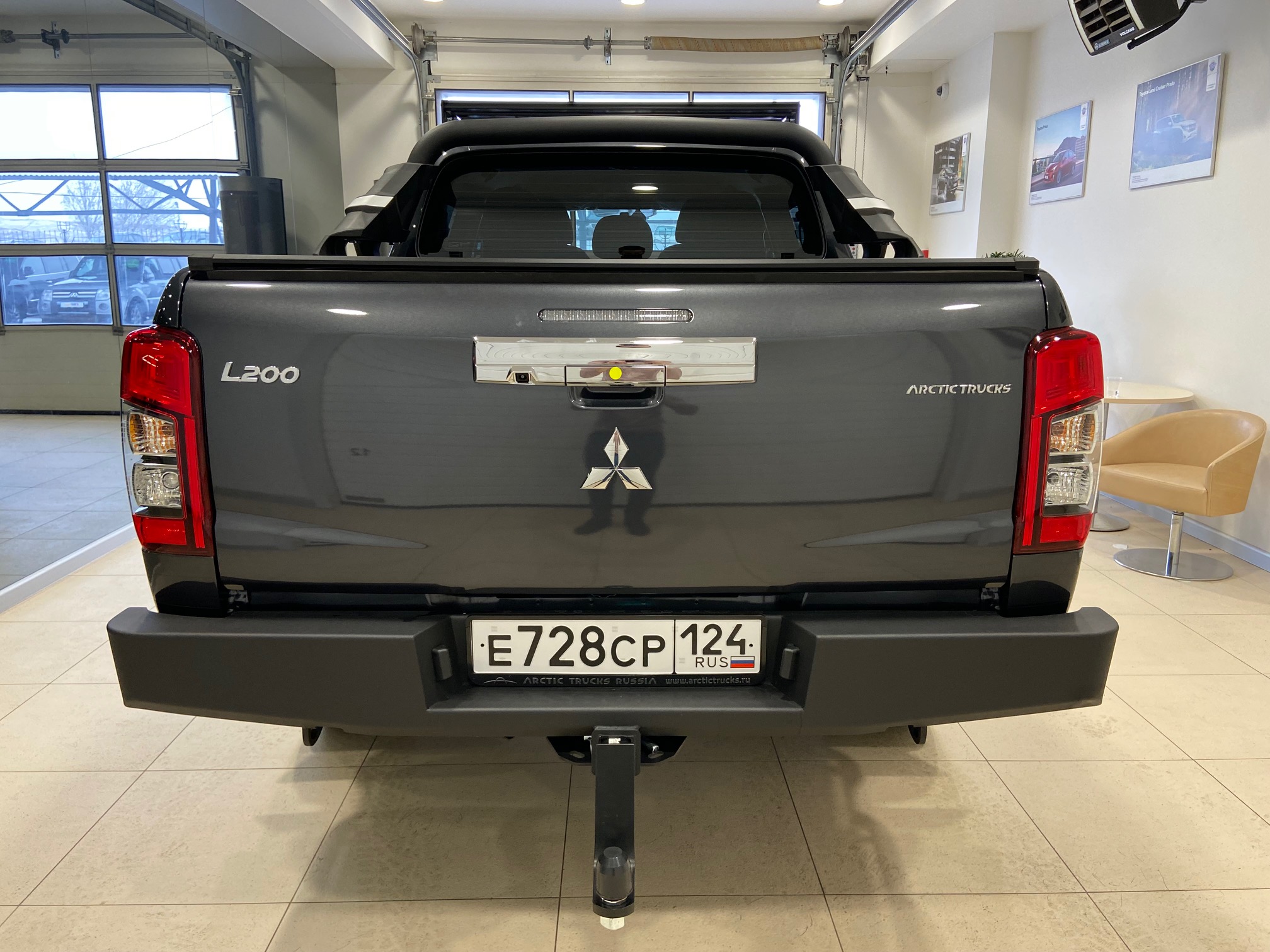 Бампер силовой задний Mitsubishi L200 2019+ с квадратом под фаркоп