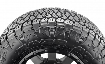 Шина Maxxis RAZR AT 275/60R20LT 123/120S