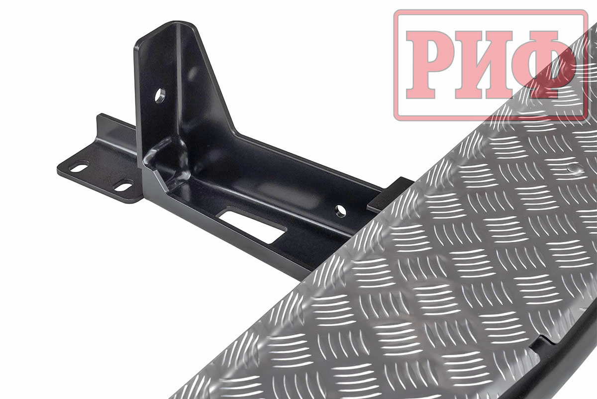 Пороги РИФ силовые Nissan Patrol Y61 до 2004 (MКПП)