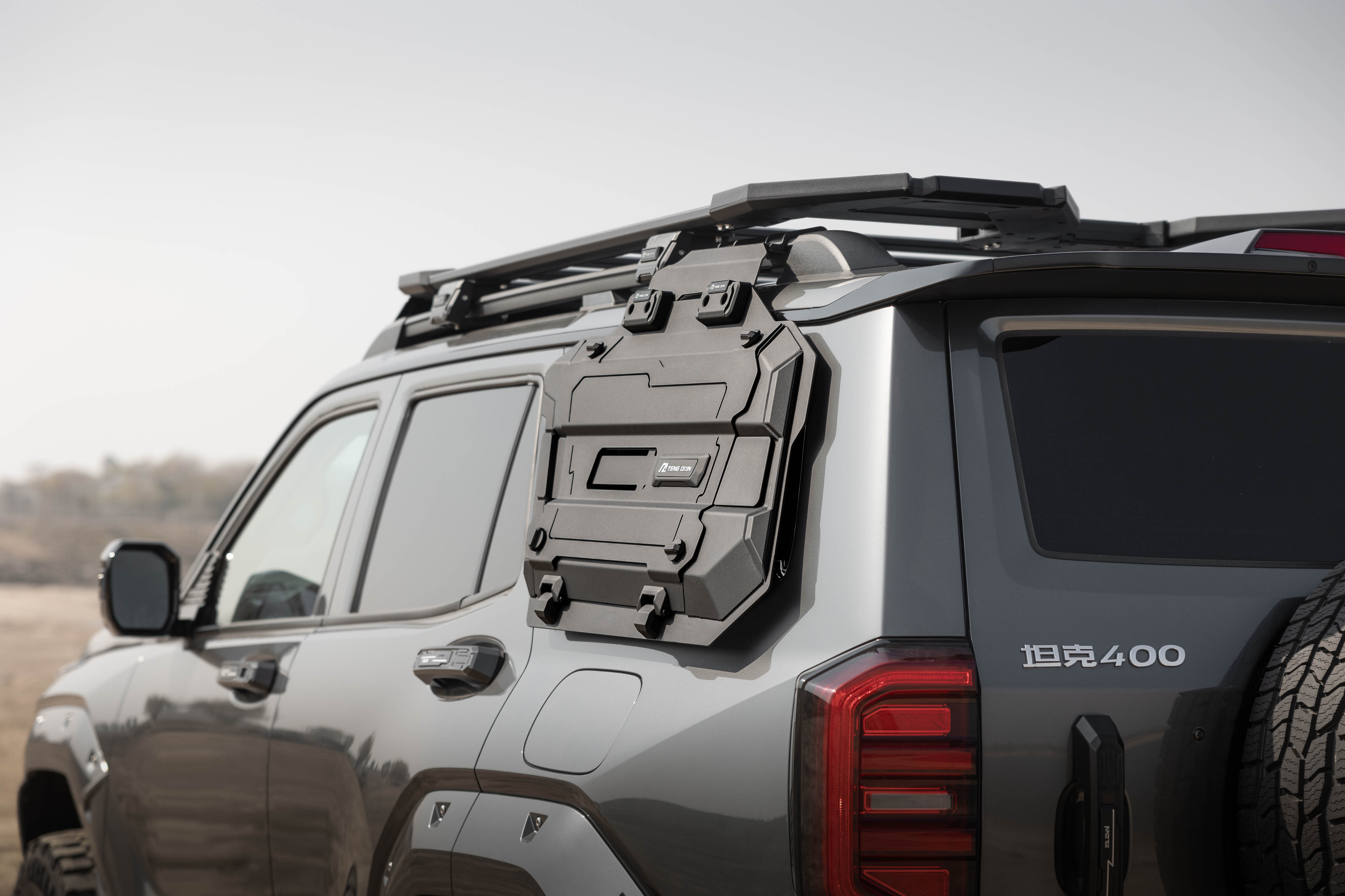 Боковая панель - откидной столик TENGQIAN для автомобиля TANK 400