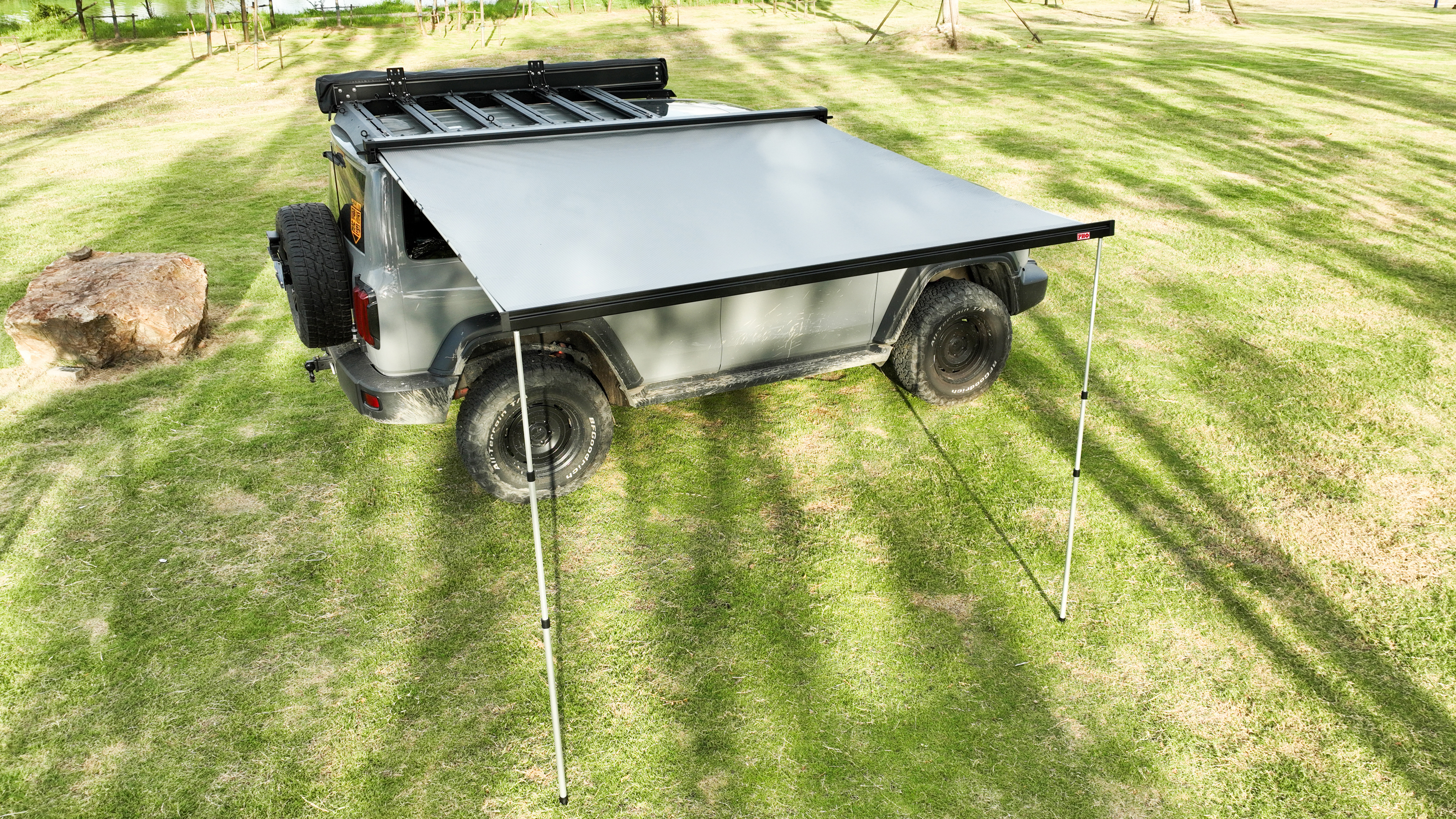 Маркиза автомобильная РИФ 2,13х2,5 м полуавтомат (винил) темно-серая