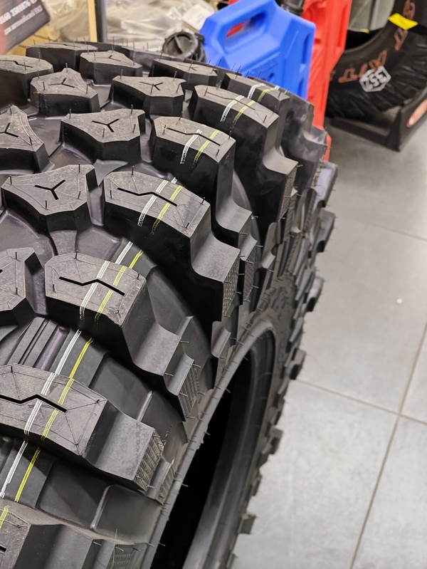 Шина JOURNEY CLAW XTR 345/85-17LT 121K (40X13.50-17)