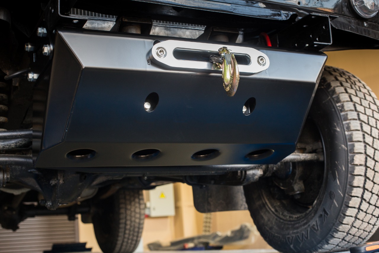 Площадка РИФ для скрытой установки лебёдки с защитой рулевых тяг УАЗ Хантер