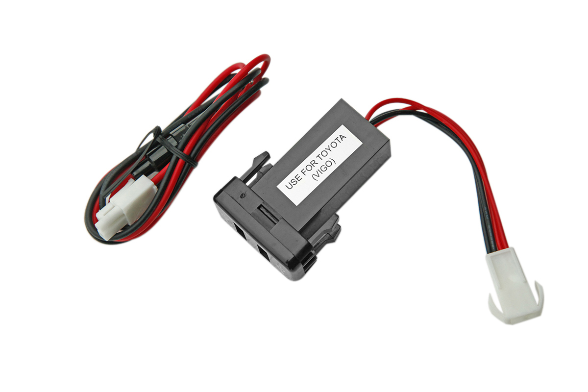 Розетка USB 3,1A для Toyota 40x20