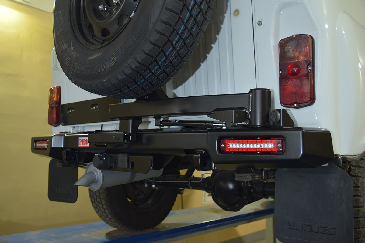 Бампер РИФ силовой задний УАЗ Хантер с фонарями, калиткой, без фаркопа, стандарт