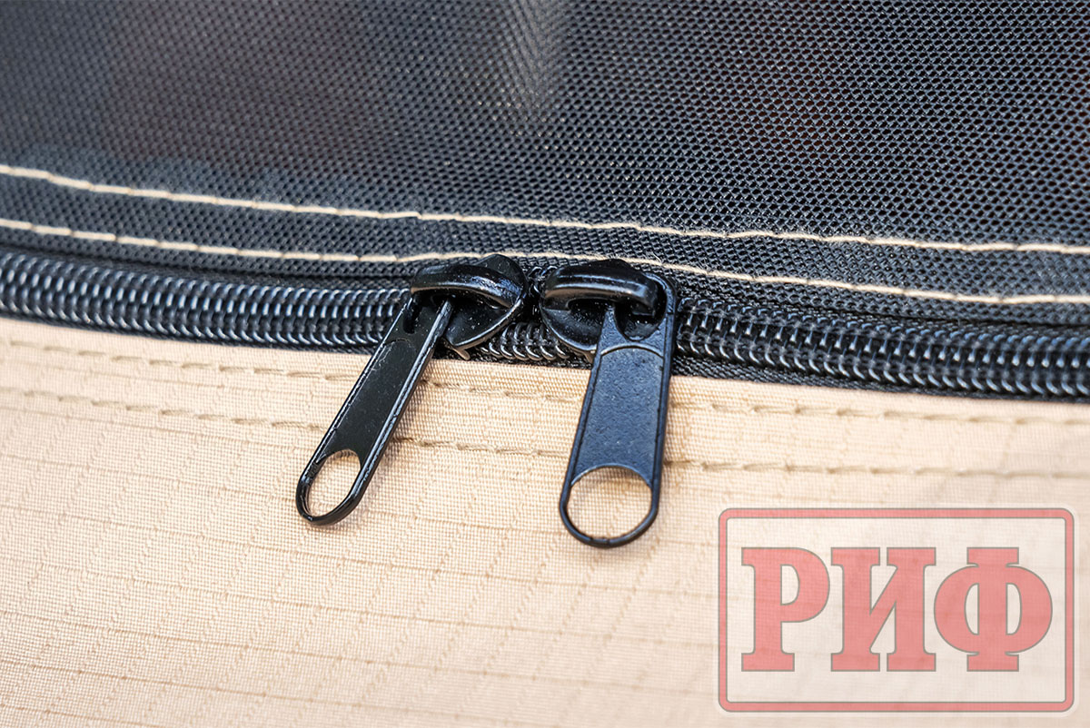 Палатка на крышу автомобиля РИФ Soft RT01-140W, тент песочный, корпус черный, 240х140х130 см