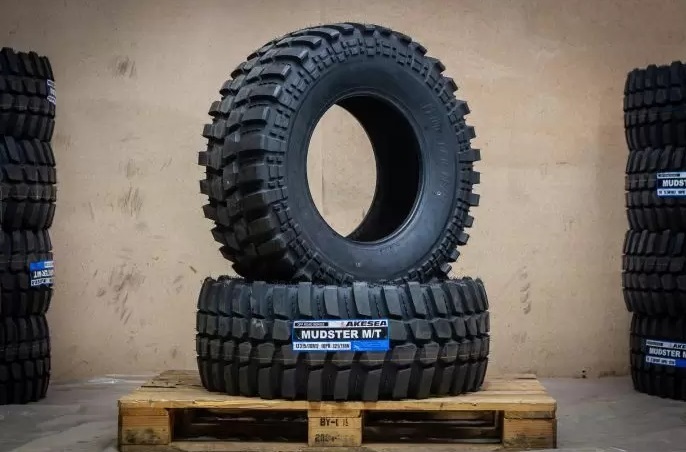 Шина Lakesea Mudster M/T 235/75R15 LT 104/101N