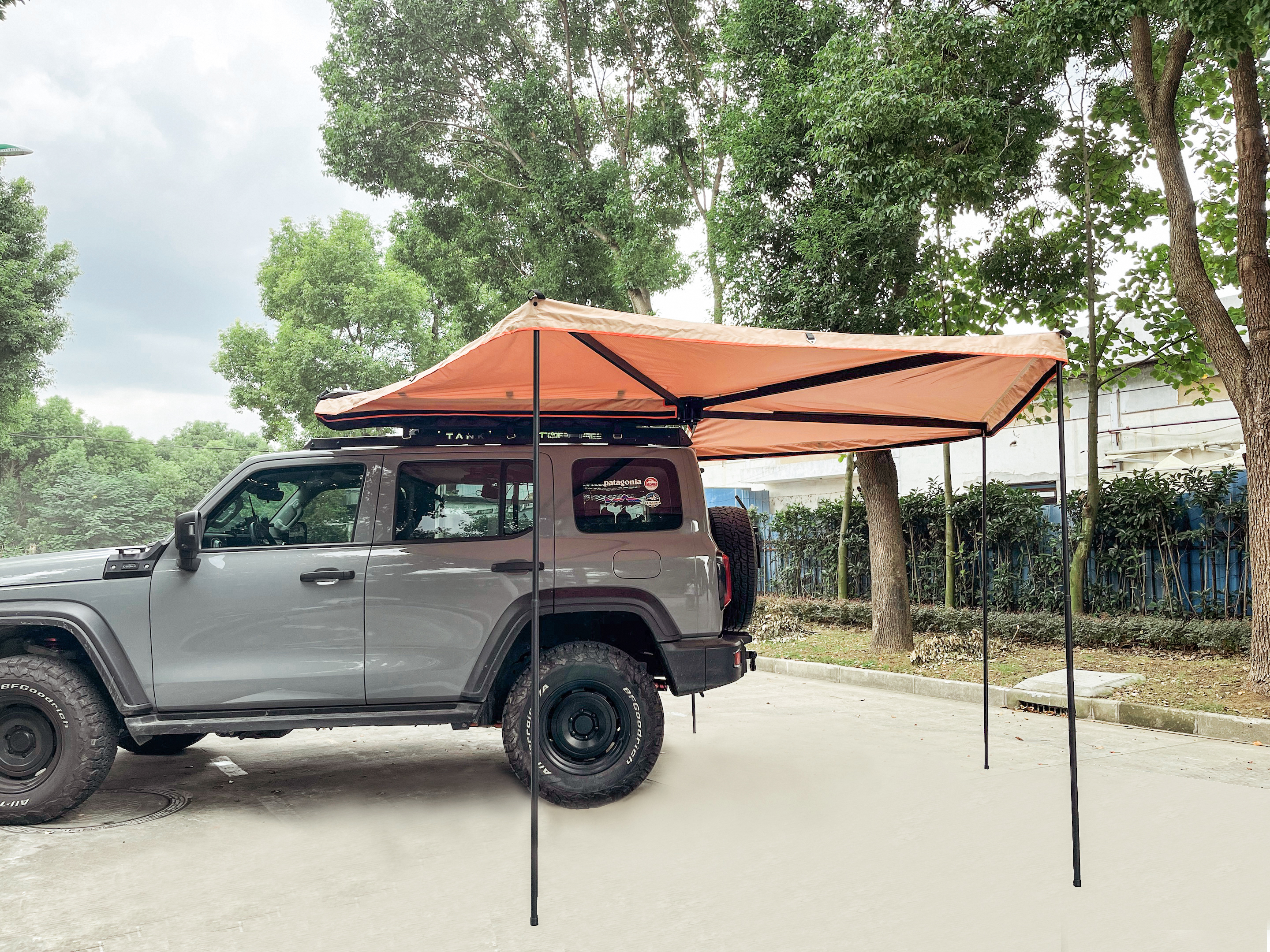 Маркиза автомобильная РИФ веерная, безопорная 2,5х2,5 м (левая)