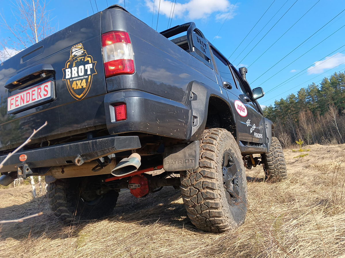 Расширители колёсных арок УАЗ Пикап NEW (без накладок на бампер) рестайлинг