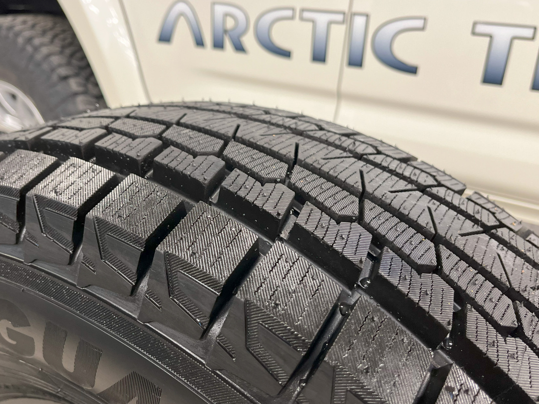 Автошина Yokohama 315/70R17 Ice Guard G075 121Q
