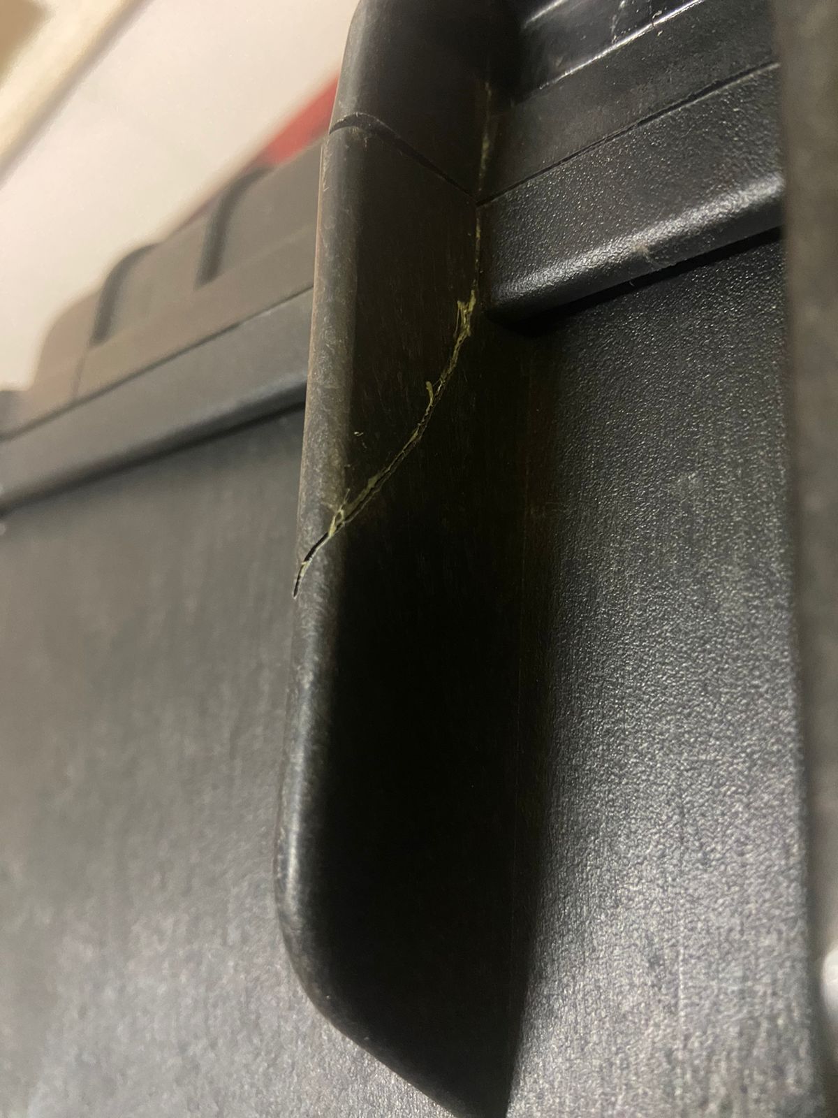 Кейс защитный ударопрочный РИФ 560х455х265 мм на колесах с телескопической ручкой IP55 уценённый