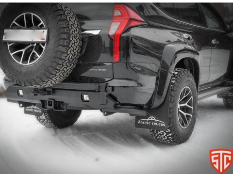 Бампер силовой задний Mitsubishi Pajero Sport с квадратом под фаркоп, калитка