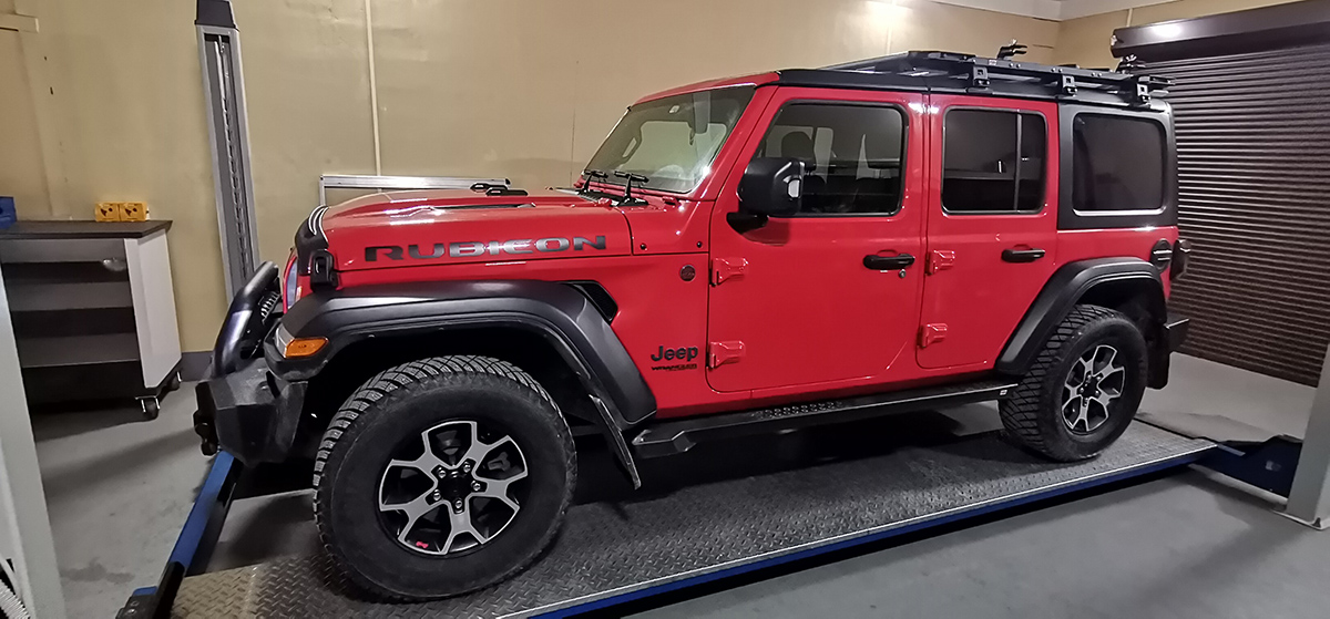 Багажник экспедиционный (платформа) алюминиевый РИФ 1350x1690 мм для Jeep Wrangler JL 2018+ (с крепежом)