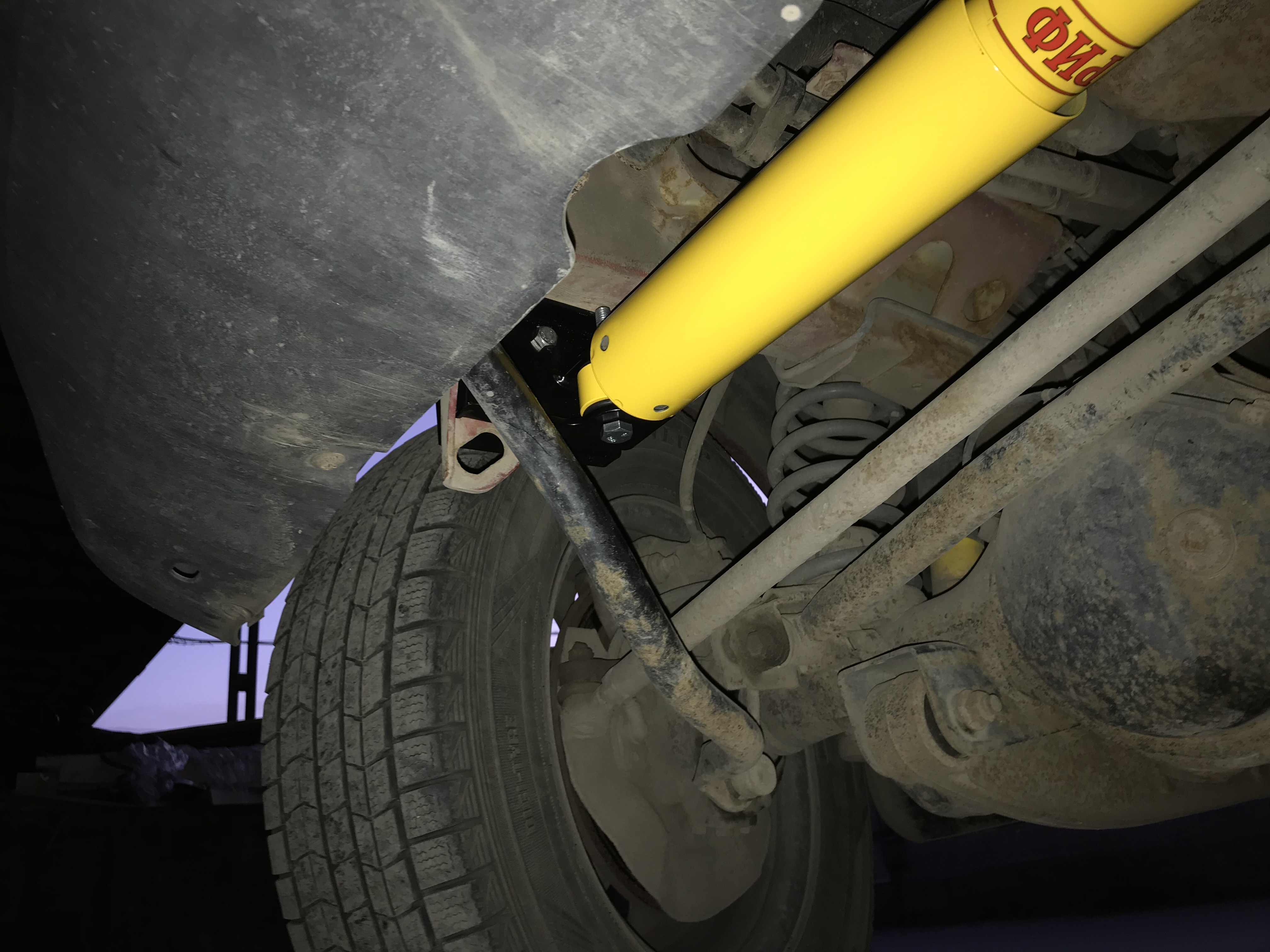 Демпфер РИФ рулевой Suzuki Jimny 1998-2018 с креплениями