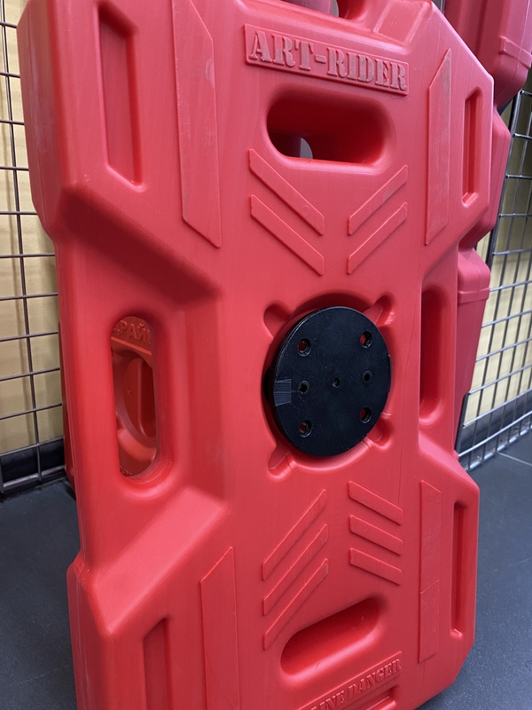 Крепление для экспедиционной канистры