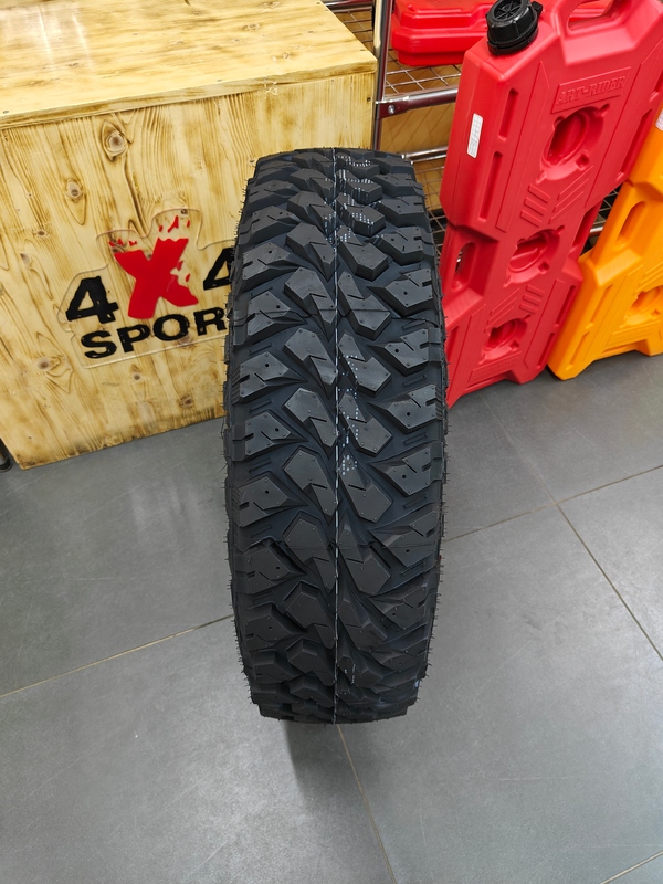 Шина Maxxis Bighorn MT764 235/85R16 120/116N
