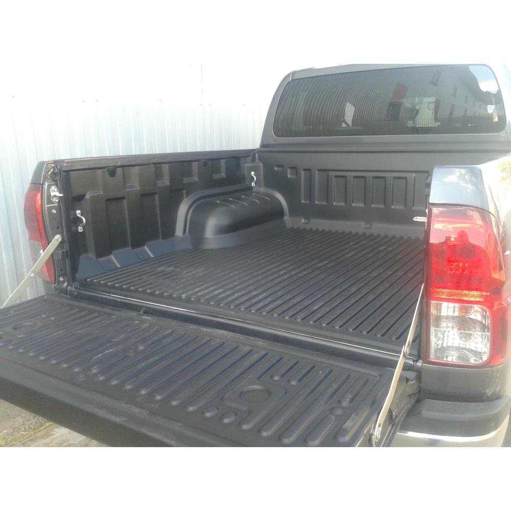 Вкладыш в кузов пластик, HILUX 2015, Pro-Form Plastics