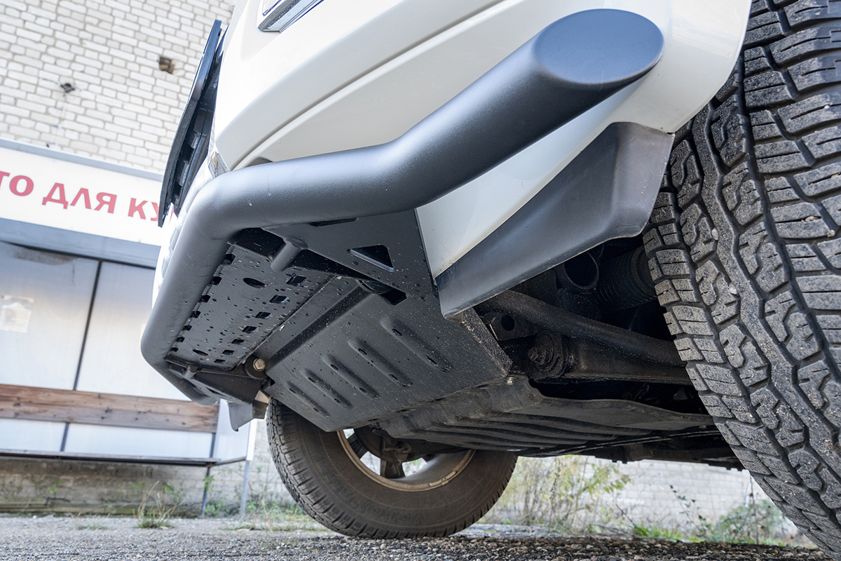 Бампер РИФ силовой передний Mitsubishi Pajero IV под площадку для лебёдки RIFPJR-30000 с защитой радиатора