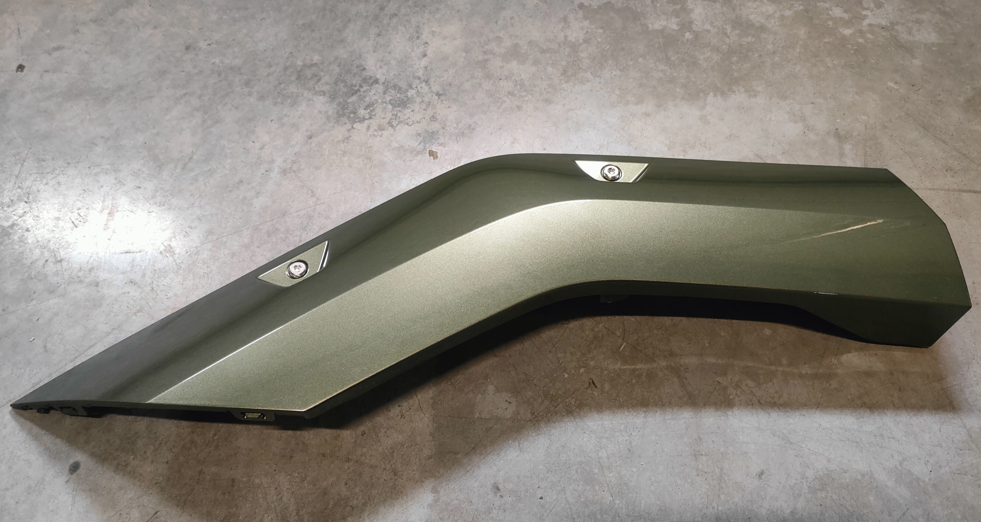 Накладка (расширитель) крыла задний правый Tank 400 5006132XKM42A