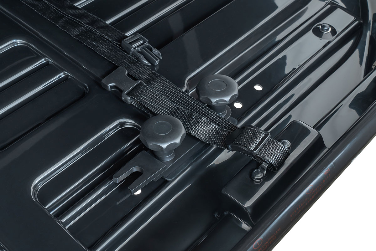 Бокс автомобильный на крышу Pentair CARAVAN 600L черный глянец, двусторонний