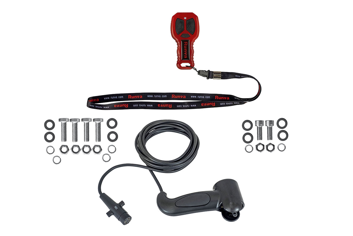 Лебёдка электрическая двухскоростная 12V Runva EWD12000SSR 5443 кг (синтетический трос)