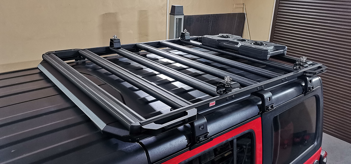 Багажник экспедиционный (платформа) алюминиевый РИФ 1350x1690 мм для Jeep Wrangler JL 2018+ (с крепежом)