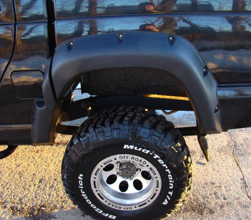 Расширители колёсных арок УАЗ Пикап (с накладками на передний бампер) дорестайлинг