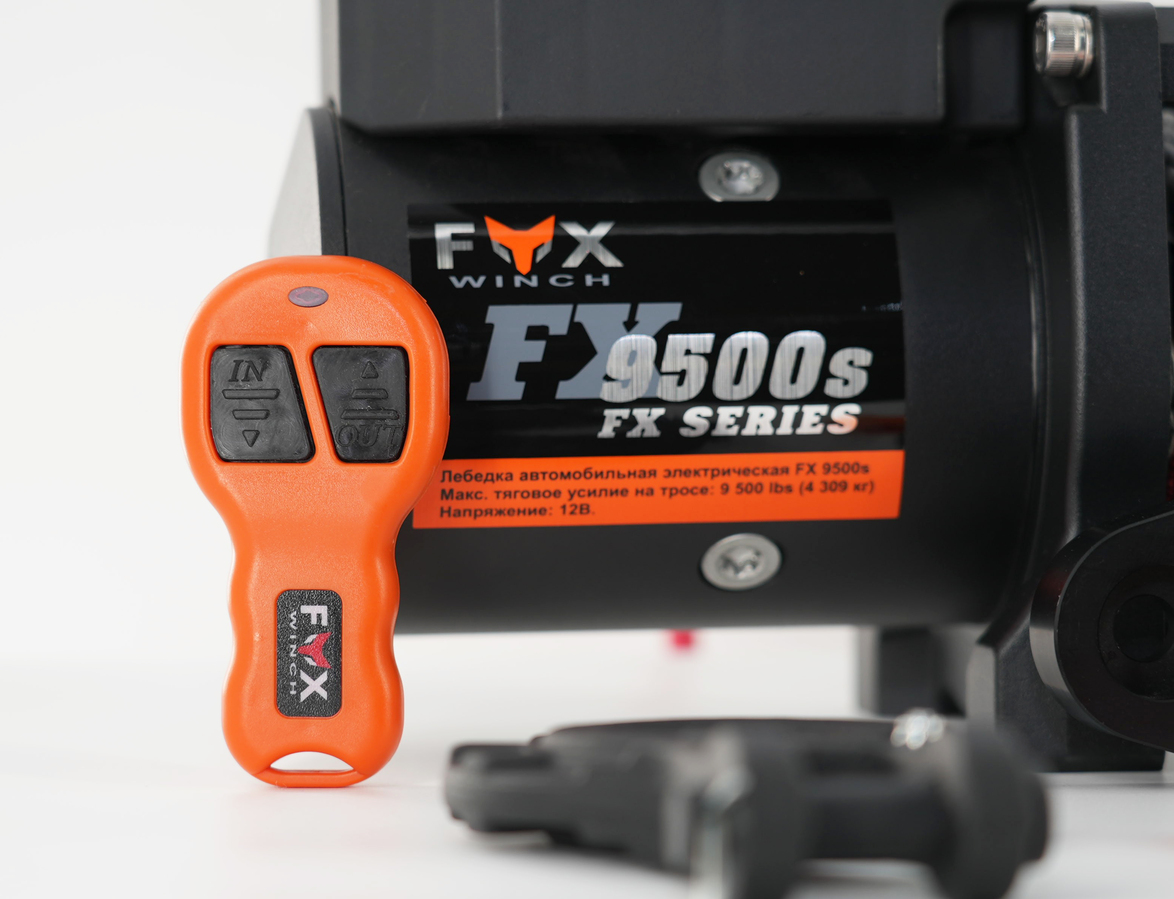 Лебедка автомобильная FOX WINCH 9500s 12V (синтетический трос)