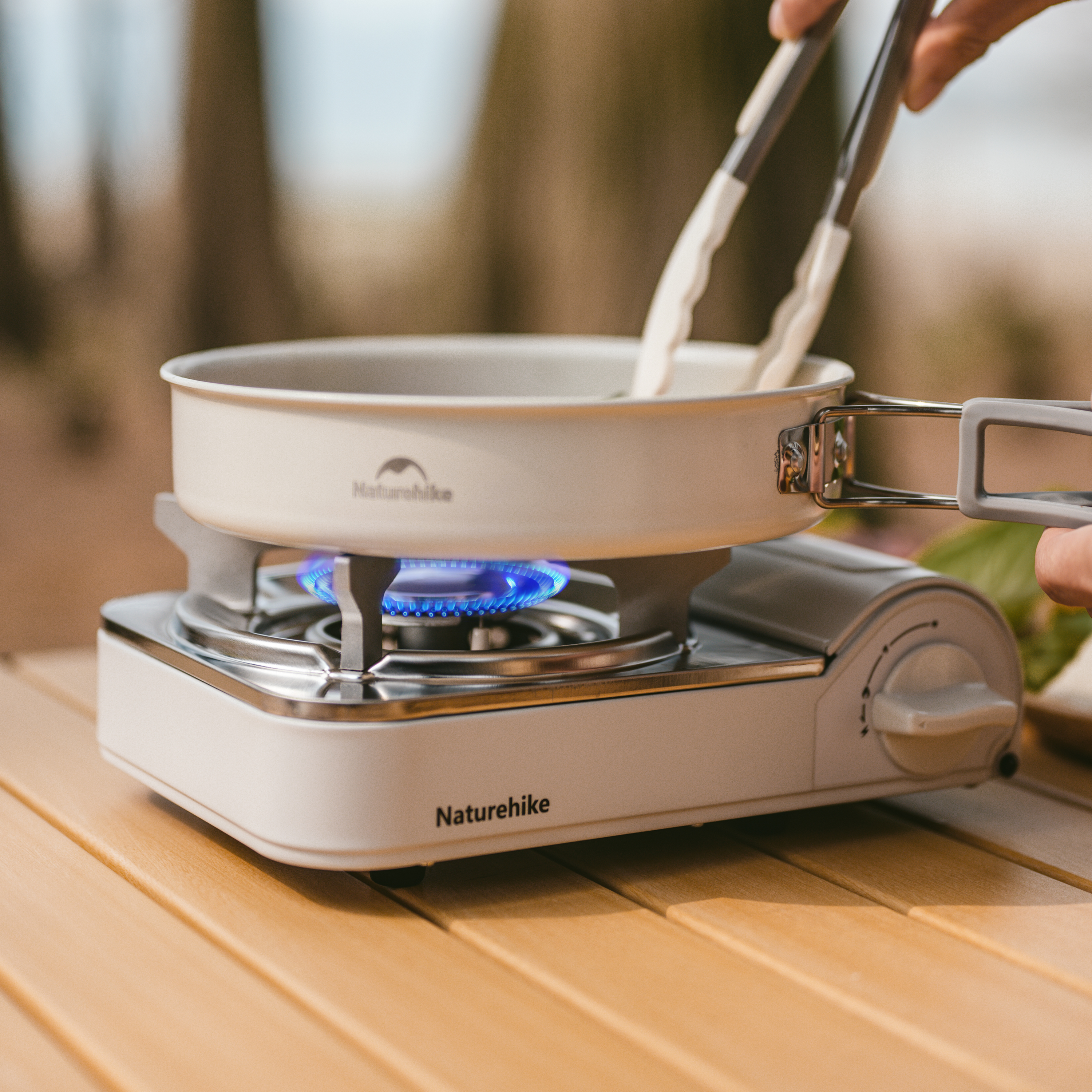 Плита газовая Naturehike 2,2 кВт, темно-белая