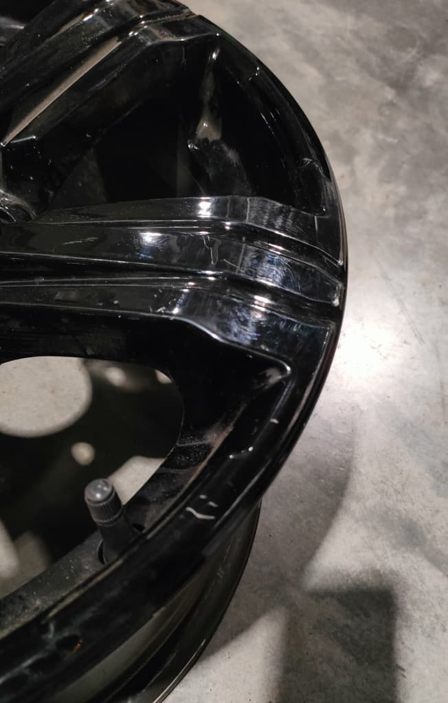 диск литой R17 