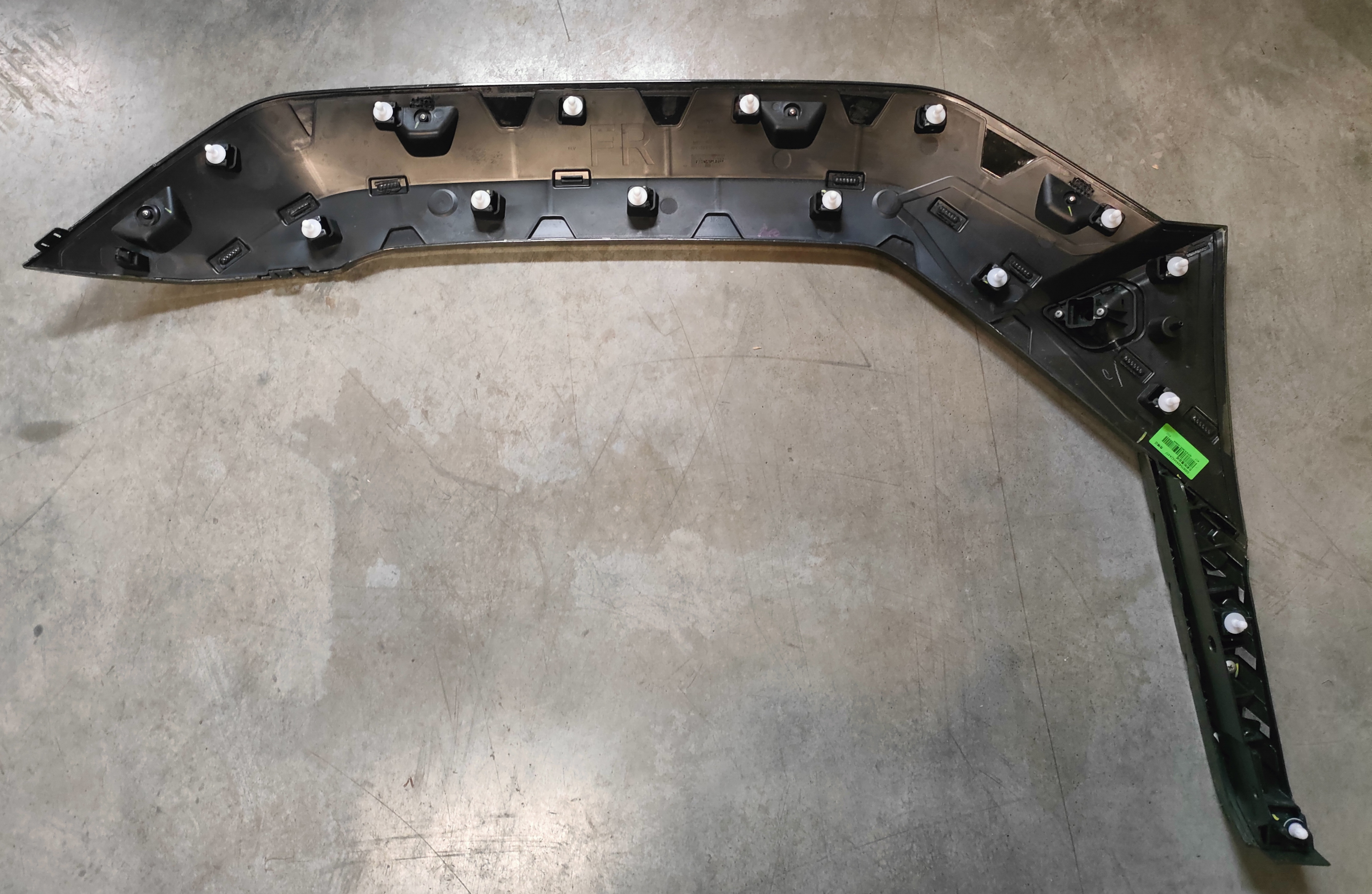 Накладка (расширитель) крыла передний правый Tank 400 5006142XKM42A