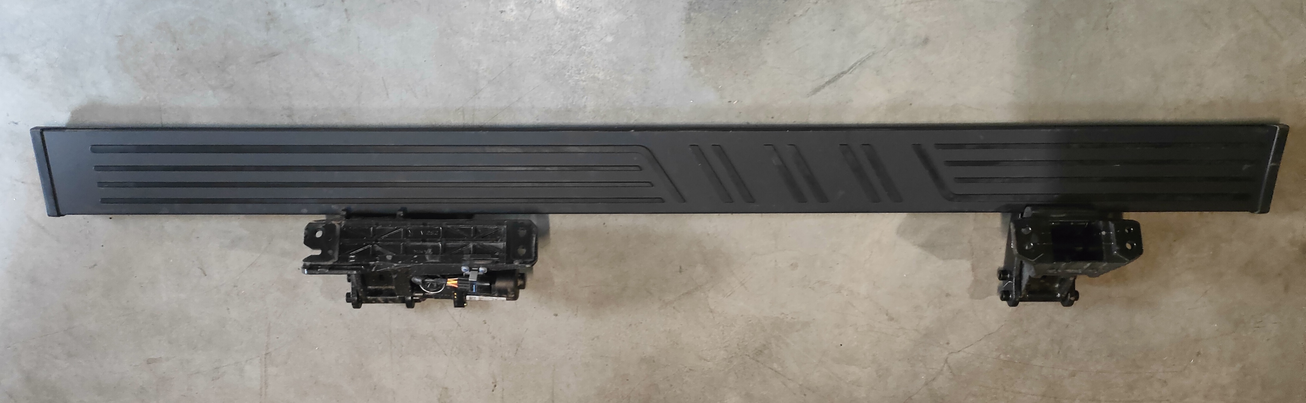 Подножка боковая правая в сборе Tank 500 5150810XKV3AB