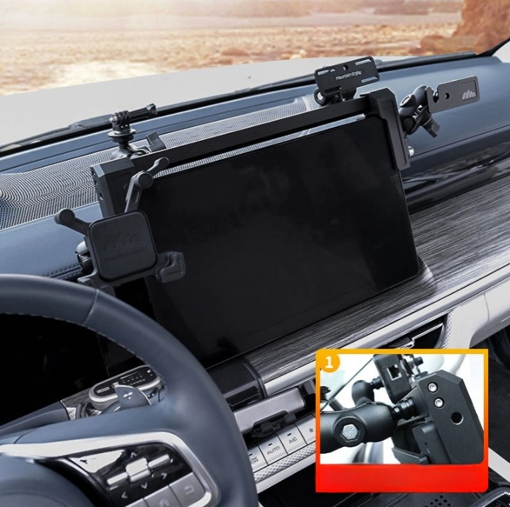 Держатель аксессуаров на центральную панель TANK 500