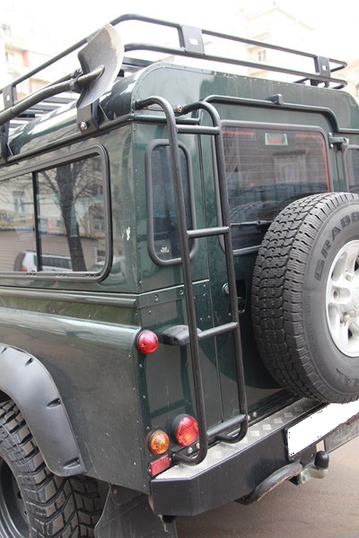 Лестница для Land Rover Defender 90, 110 РИФ