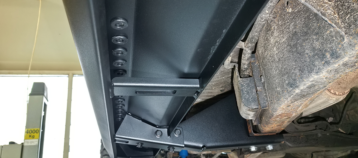 Пороги РИФ силовые Nissan Patrol Y61 2004+ (АКПП)