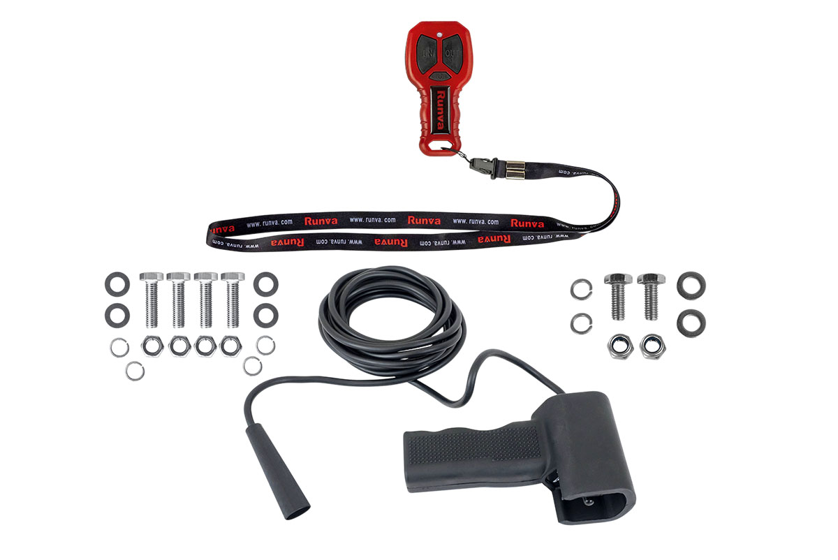 Лебёдка автомобильная электрическая 12V Runva EWB9500S 4350 кг влагозащищенная, стальной трос