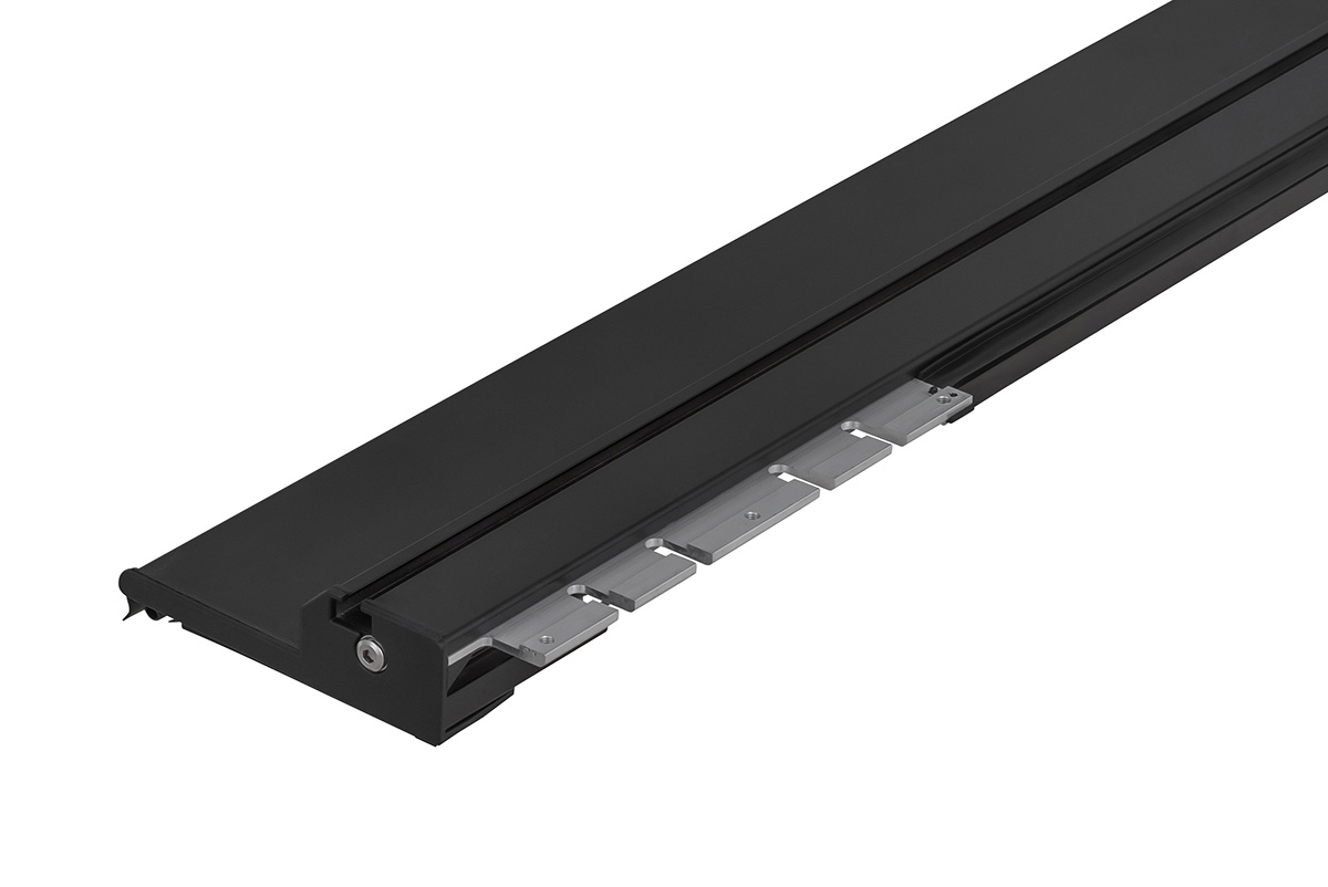 Крышка кузова РИФ для Changan Hunter Plus, роллета раздвижная 1650х1666 мм, алюминиевая, черная