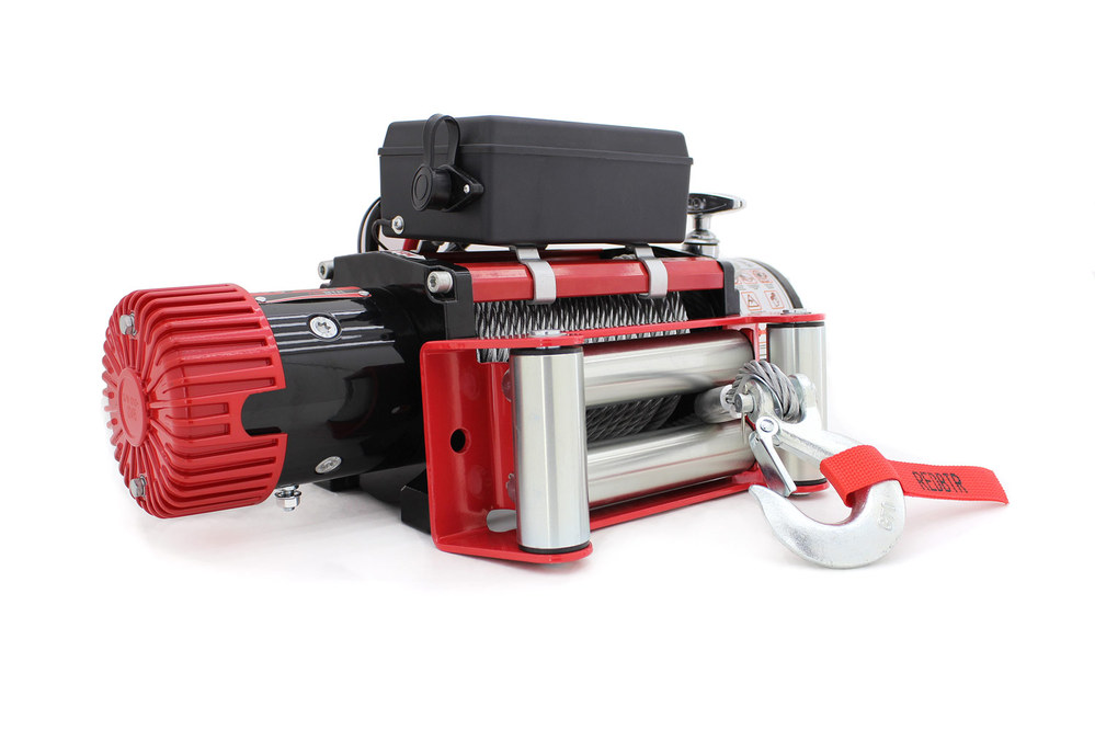 Лебедка серия HUNTER 12, 12V, 5448 кг, со стальным тросом