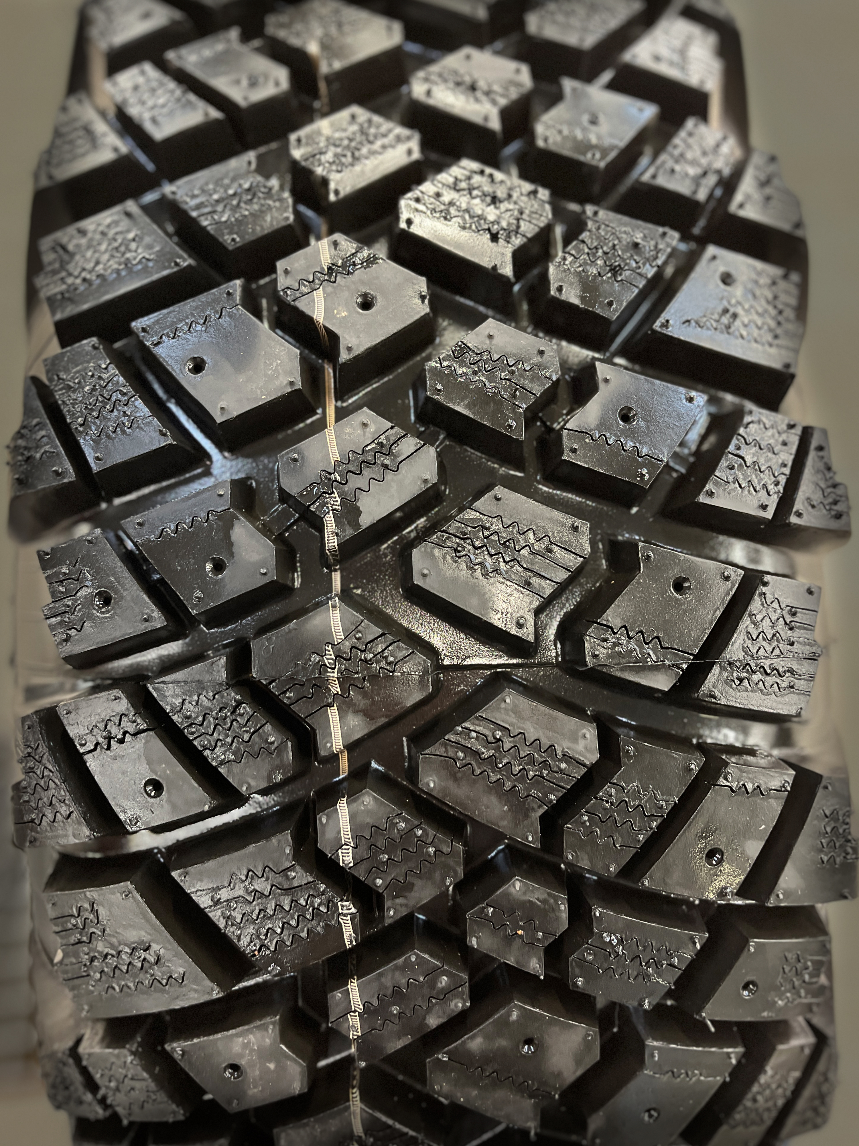 Шина AT405 38x15,5 R15 (405/70 R15) 119L