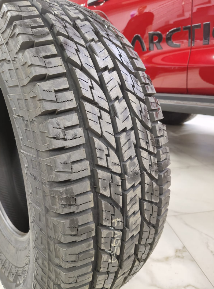 Yokohama 315/70 R17 121S G015 A/T